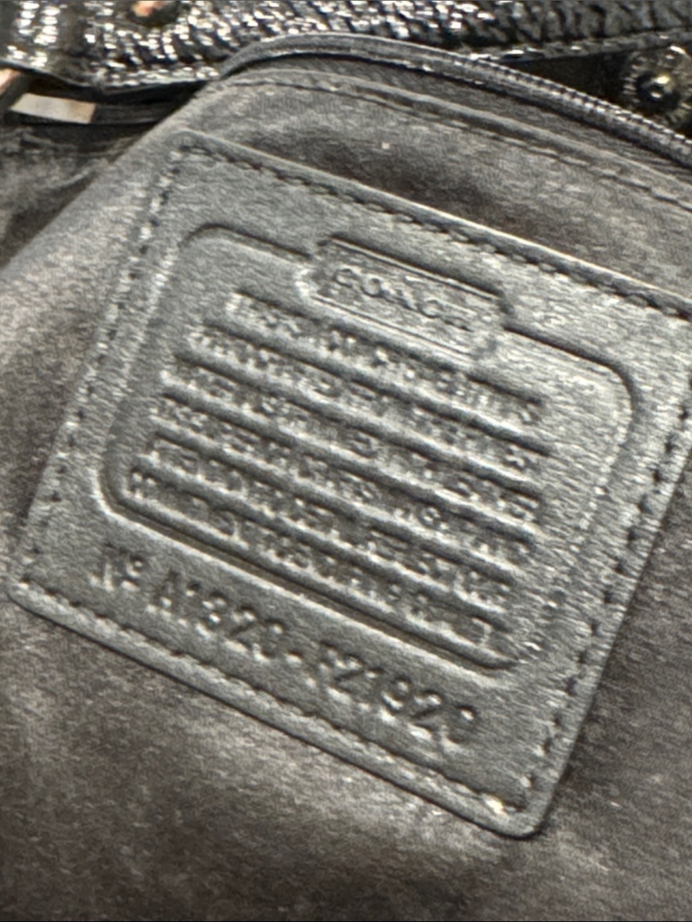 Coach Bag Ashley Dotted Op Art Black Signature Logo Hobo Shoulder Bag - Picture 12 of 17